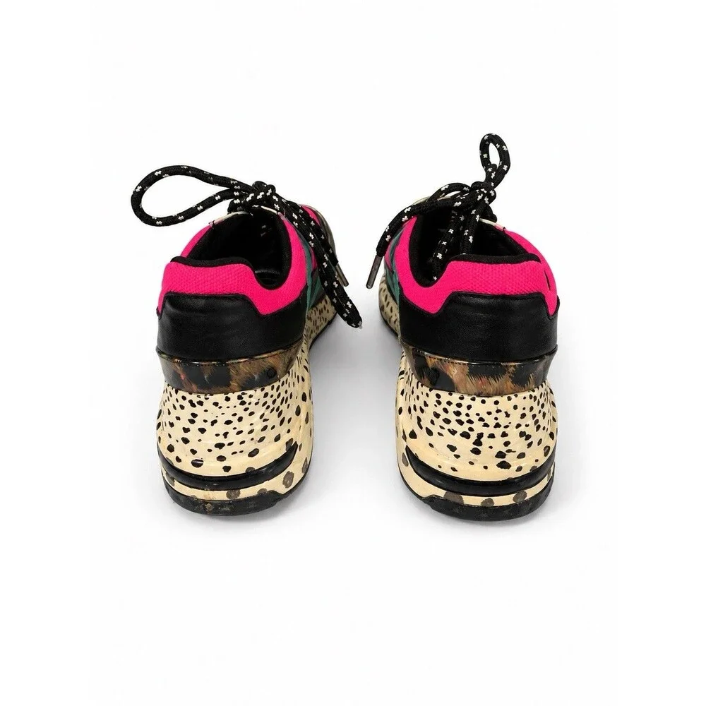 Steve Madden lightly used